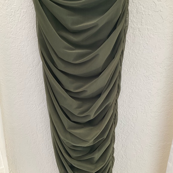 NWT 🐢Ruched 1 Shoulder Dress - Picture 3 of 5